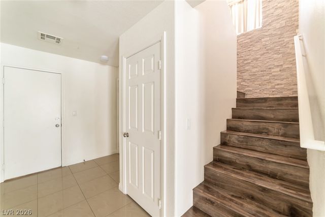 9632 Gatesville Avenue, Las Vegas, NV 89148