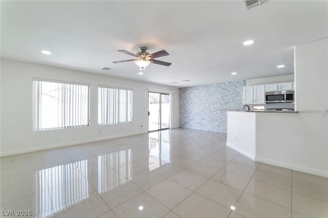 9632 Gatesville Avenue, Las Vegas, NV 89148