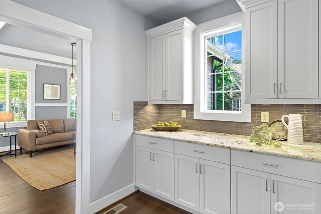 4834 118th Avenue NE, Kirkland, WA 98033