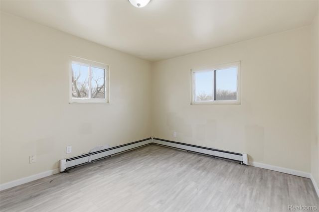 6011 Washington Street, Romulus, MI 48174