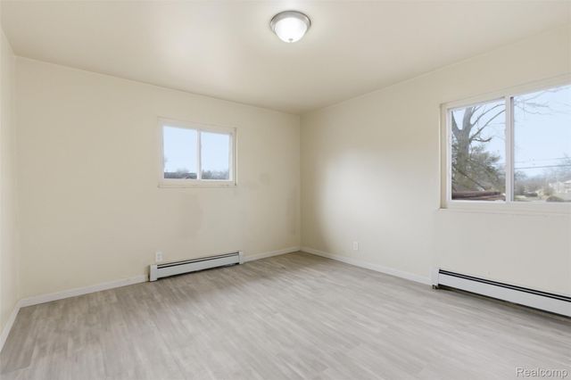 6011 Washington Street, Romulus, MI 48174