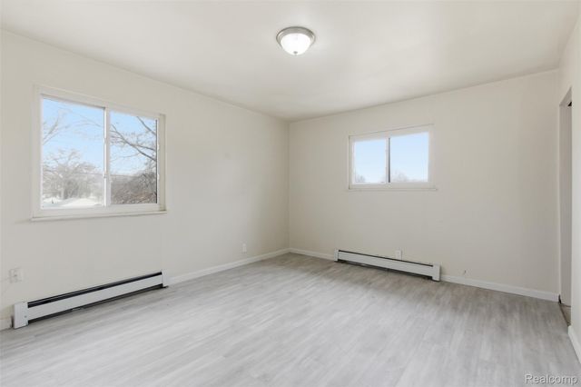 6011 Washington Street, Romulus, MI 48174