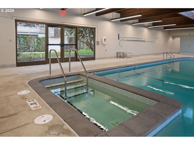 2221 Sw 1ST Ave 1622, Portland, OR 97201