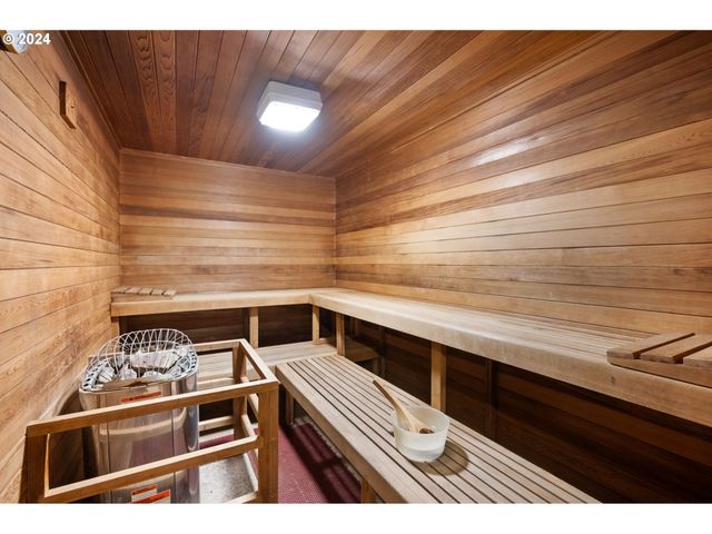 2221 Sw 1ST Ave 1622, Portland, OR 97201