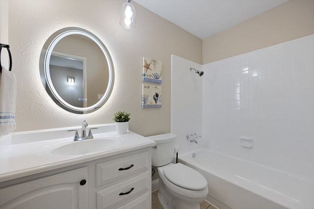 2012 Apple Valley Road, Plano, TX 75023