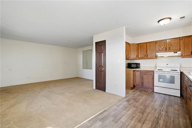 432 N Oceana BLVD, Virginia Beach, VA 23454