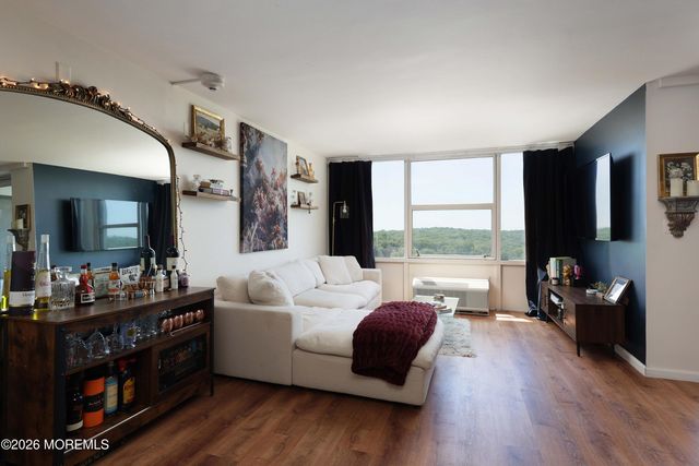 1 Scenic Drive 1002, Highlands, NJ 07732