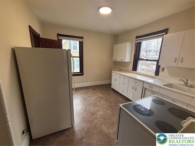 3629 Dorney Road, South Whitehall Twp, PA 18104