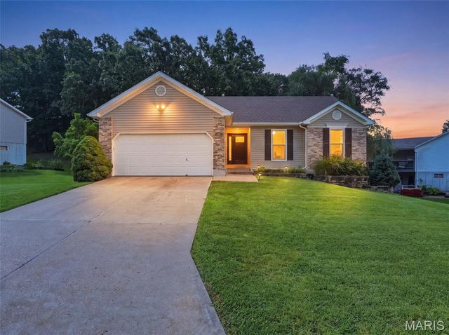 65 Adventura Drive, Festus, MO 63028