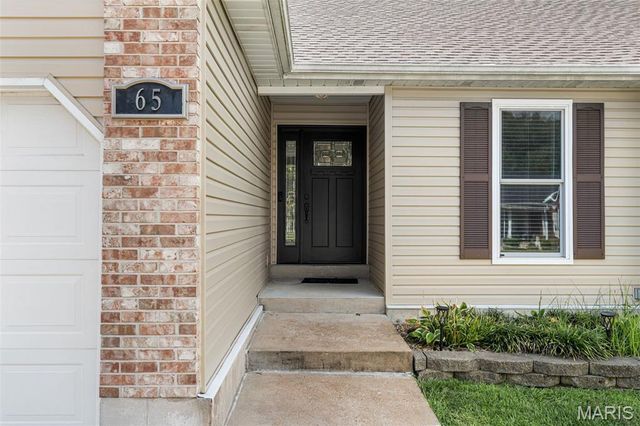 65 Adventura Drive, Festus, MO 63028