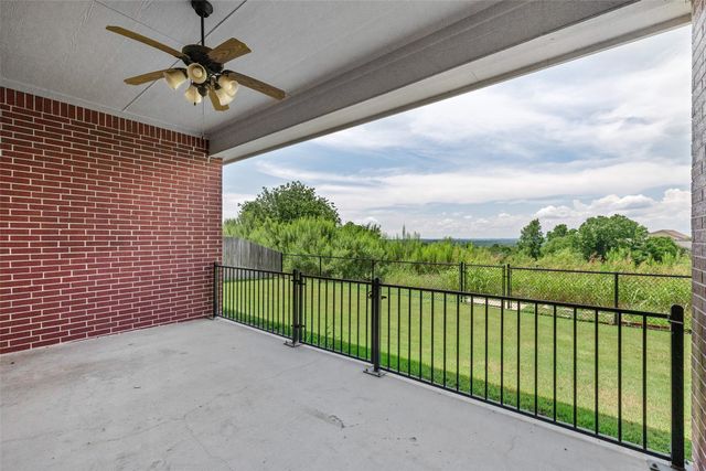 106 King Arthur Court, Glen Rose, TX 76043