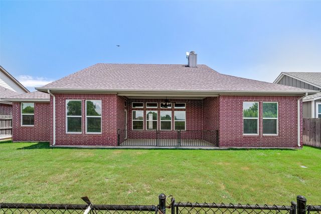 106 King Arthur Court, Glen Rose, TX 76043
