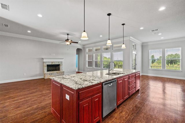 106 King Arthur Court, Glen Rose, TX 76043