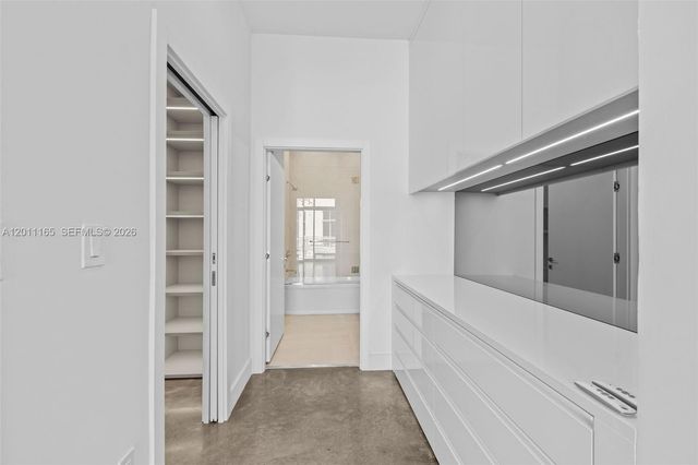 2001 Meridian Ave PH-17, Miami Beach, FL 33139