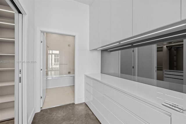 2001 Meridian Ave PH-17, Miami Beach, FL 33139