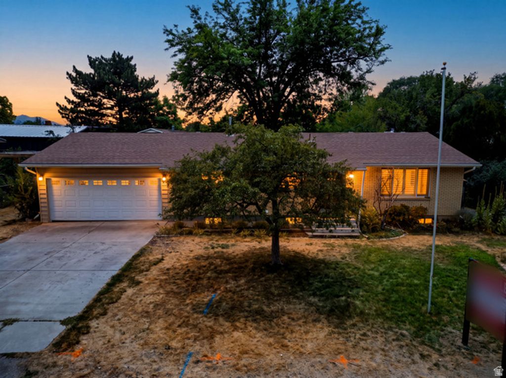 160 E 100 N, Pleasant Grove, UT 84062 — exterior