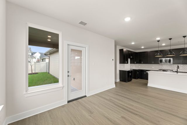 3136 Lenten Rose Lane, Mckinney, TX 75071