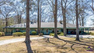 146 Mooring Road, Hawkinsville, GA 31036