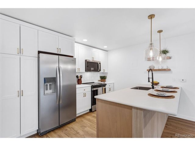 1200 Golden Cir 10-506, Golden, CO 80401