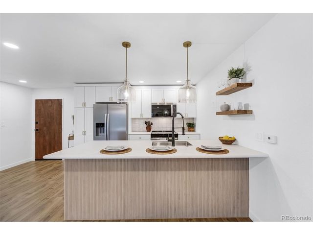 1200 Golden Cir 10-506, Golden, CO 80401