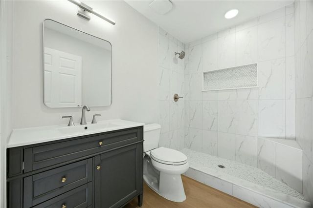 2270 Newport Landing, Alpharetta, GA 30009