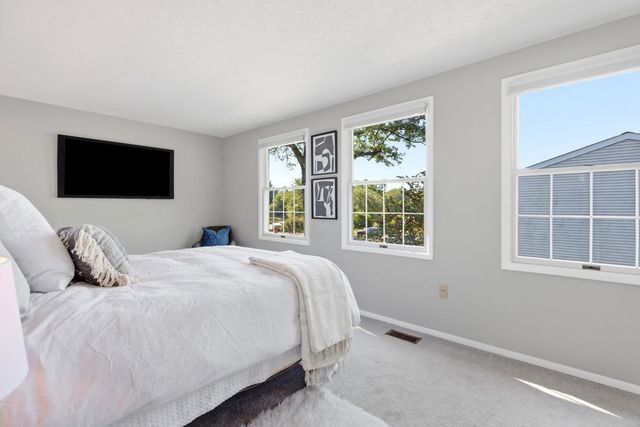 7807 BREEZY DOWN TER, Rockville, MD 20855