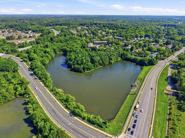 7807 BREEZY DOWN TER, Rockville, MD 20855