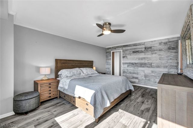 12520 Edgewater Drive 1106, Lakewood, OH 44107