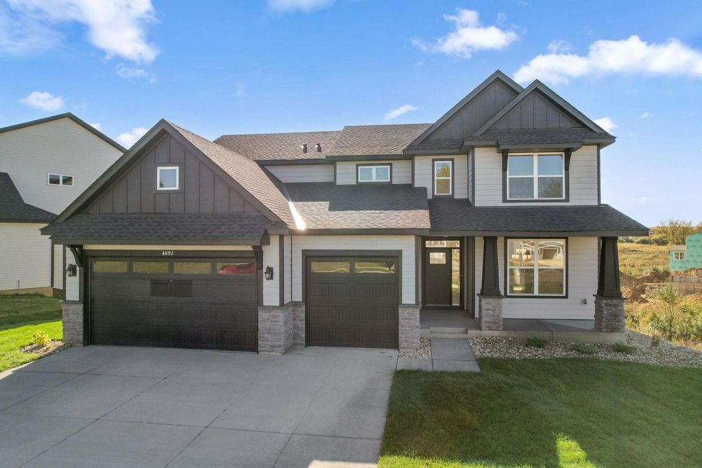 4892 Noble Drive NW, Rochester, MN 55901