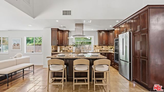 3160 Sepulveda Boulevard, Los Angeles, CA 91403