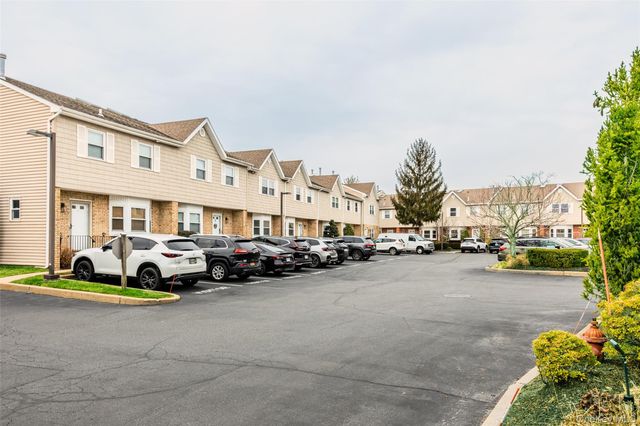 1425 Jerusalem Ave. 7, North Merrick, NY 11565
