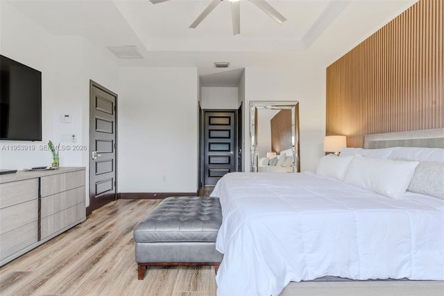 16044 SW 136th Way, Miami, FL 33196