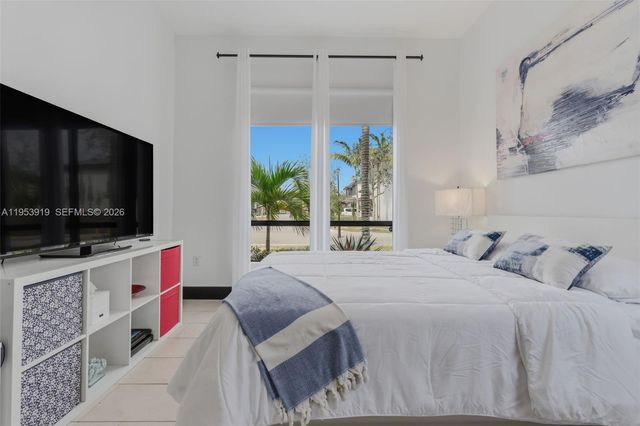 16044 SW 136th Way, Miami, FL 33196