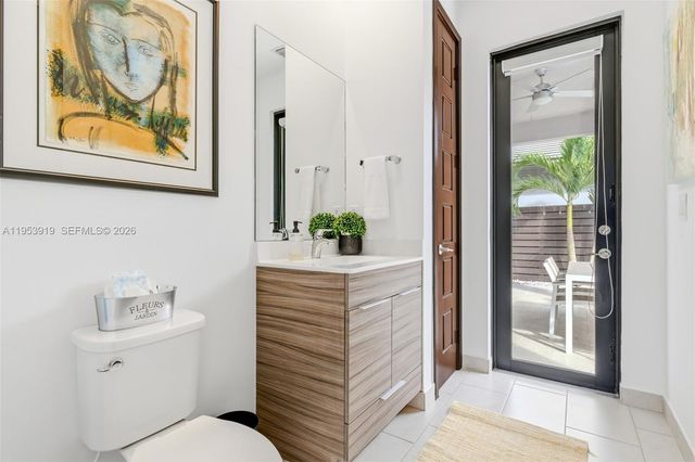 16044 SW 136th Way, Miami, FL 33196