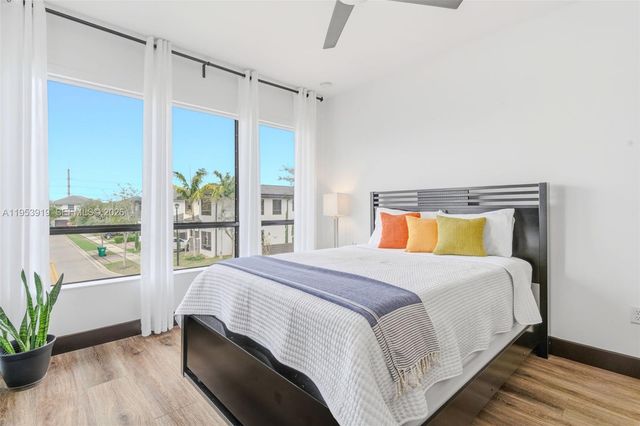 16044 SW 136th Way, Miami, FL 33196