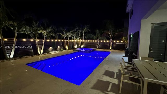 16044 SW 136th Way, Miami, FL 33196