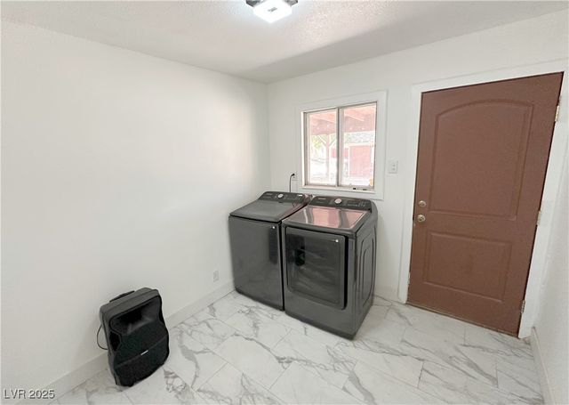 2025 Whipple Avenue, Logandale, NV 89021