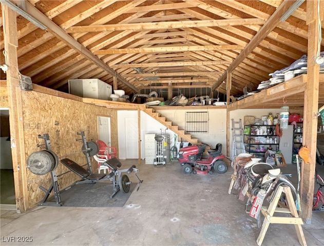 2025 Whipple Avenue, Logandale, NV 89021