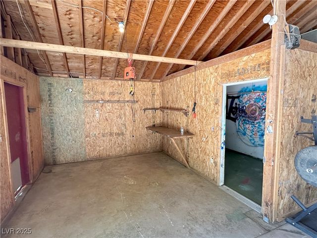 2025 Whipple Avenue, Logandale, NV 89021