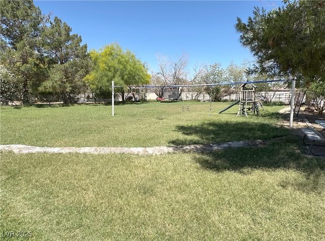 2025 Whipple Avenue, Logandale, NV 89021