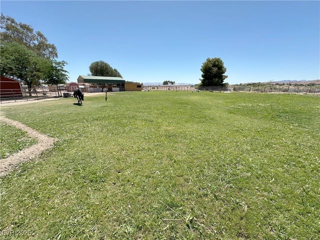 2025 Whipple Avenue, Logandale, NV 89021