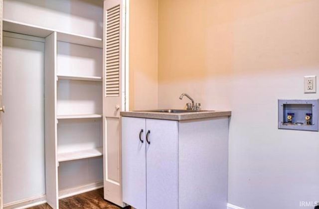 10500 Browning Road, Evansville, IN 47725