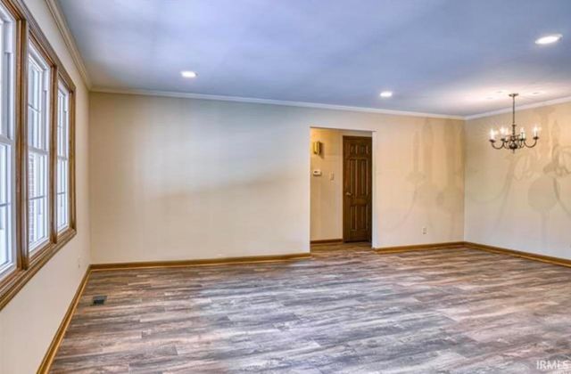 10500 Browning Road, Evansville, IN 47725