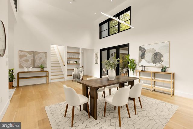 5148 LINNEAN TER NW, Washington, DC 20008