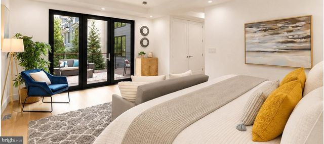 5148 LINNEAN TER NW, Washington, DC 20008