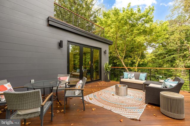 5148 LINNEAN TER NW, Washington, DC 20008