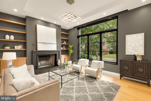 5148 LINNEAN TER NW, Washington, DC 20008