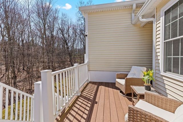 10 Trevor Ln 10, Hopkinton, MA 01748