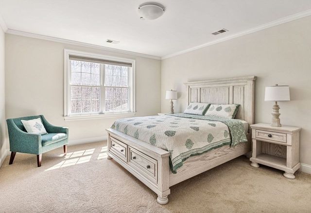 10 Trevor Ln 10, Hopkinton, MA 01748