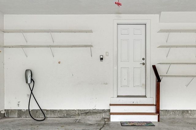 10 Trevor Ln 10, Hopkinton, MA 01748